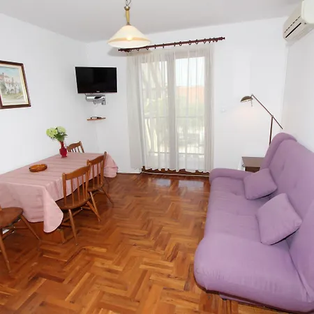 公寓 Darko 罗维尼